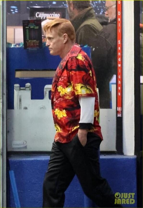 《毒液2》片场照曝光 汤姆哈迪戏份杀青 伍迪·哈里森饰演什么角色