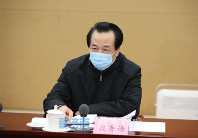 市委常委会召开会议 传达学习中央政治局会议精神 孙述涛主持殷鲁谦雷杰边祥慧出席