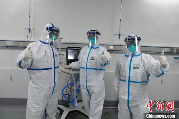 【同心战疫】致公党党员童巧霞：驻守重症隔离病房是份内的事