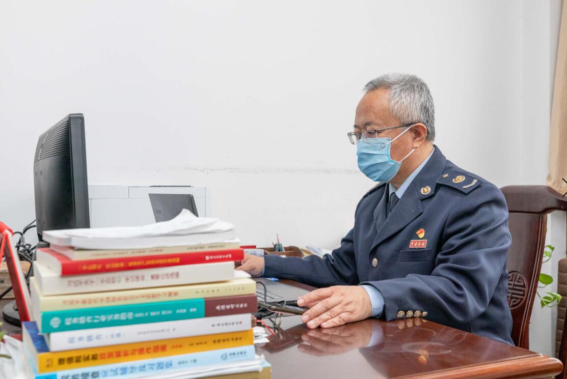 千里连线 见屏如面 济南：税务云课堂 助企“及时雨”