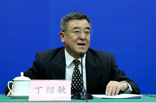 省政府新闻办举行新闻发布会，解读《关于进一步稳定和扩大就业的若干意见》