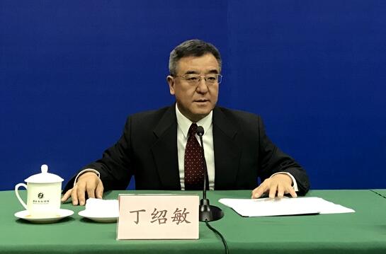 省政府新闻办举行新闻发布会，解读《省政府办公厅关于进一步推动山东省新旧动能转换基金加快投资的意见》