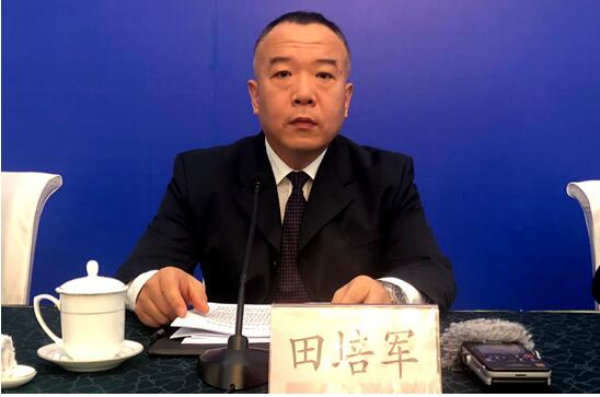 省政府新闻办举行新闻发布会,解读《关于设立专项基金开展退役军人创业扶持和困难帮扶的实施意见(试行)》和《关于加强和规范退役士兵专项公益性岗位管理的指导意见(试行)》