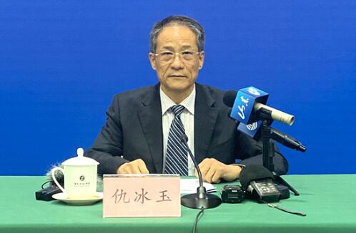 省政府新闻办举行新闻发布会,介绍完善城乡居民高血压糖尿病门诊用药保障机制有关情况