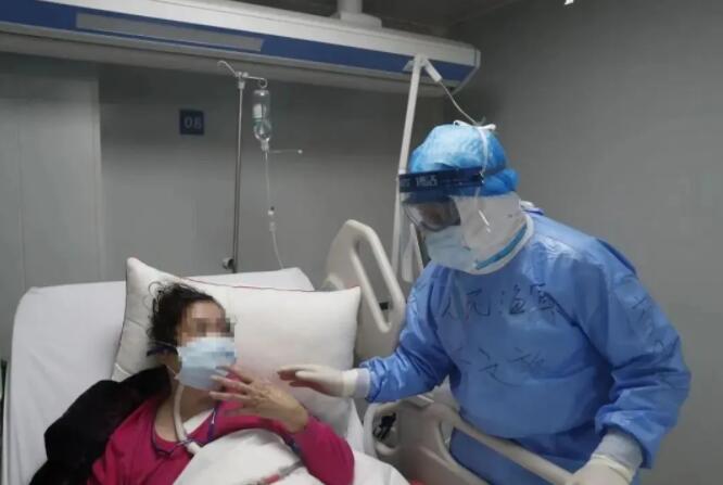 火神山里没有“山” ，但有“山”一样的他们！