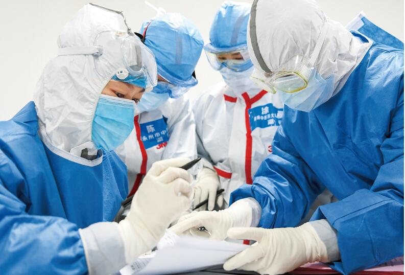 在经受大考中提升应对重大突发公共卫生事件能力水平