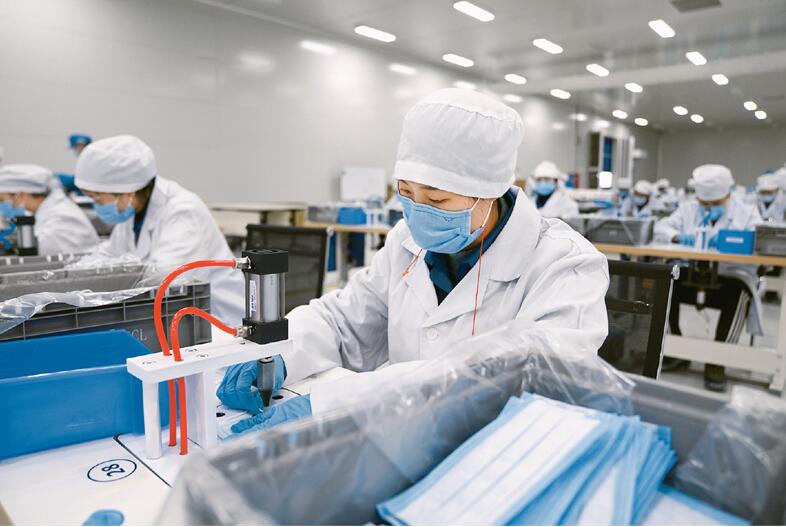 在经受大考中提升应对重大突发公共卫生事件能力水平