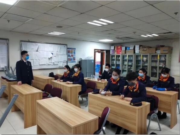 南征北战，一趟车的不同使命