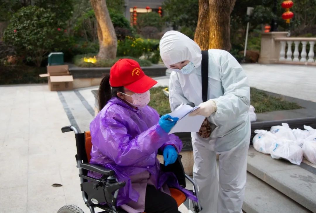 战“疫”一线的80、90后