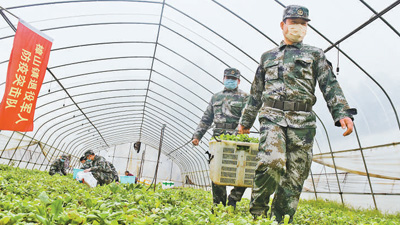 忙执勤、做防疫、送物资、筹捐助，各地退伍老兵驰援疫情防控一线—— “疫情不退，战斗不止”
