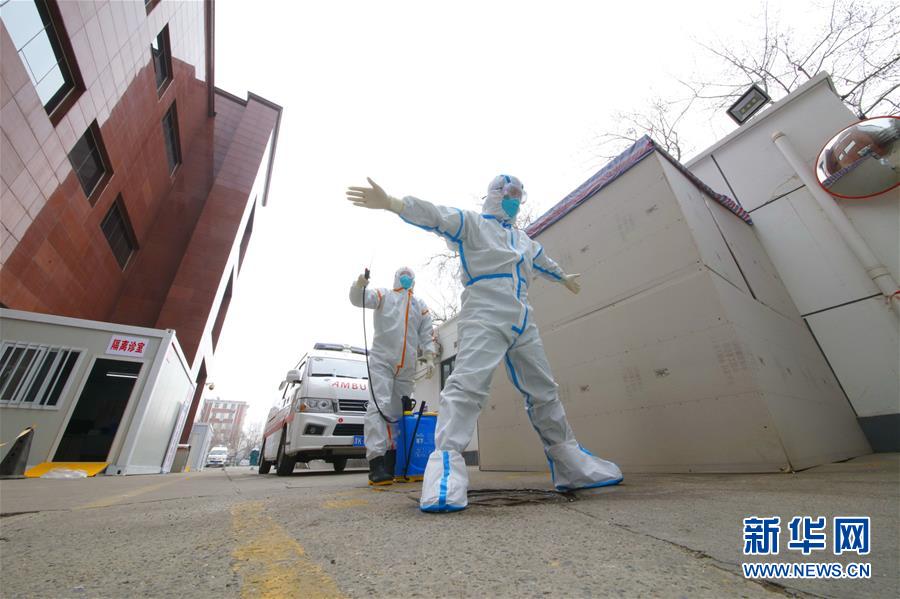 红区“摆渡人”