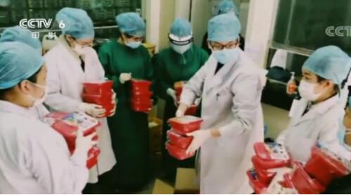 在武汉的异乡人，他们从滞留人员到战“疫”志愿者