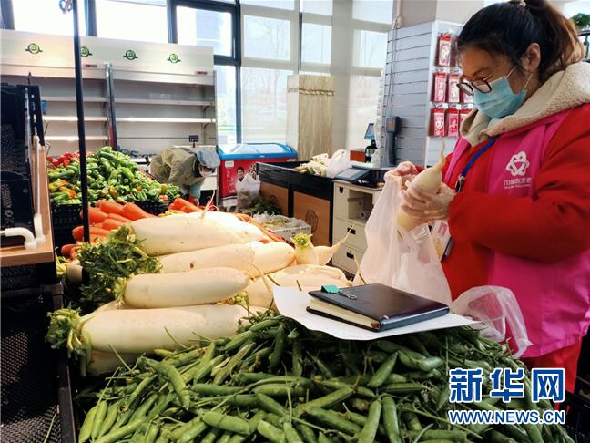 武汉：基层“最美逆行者”搭建为民服务桥梁