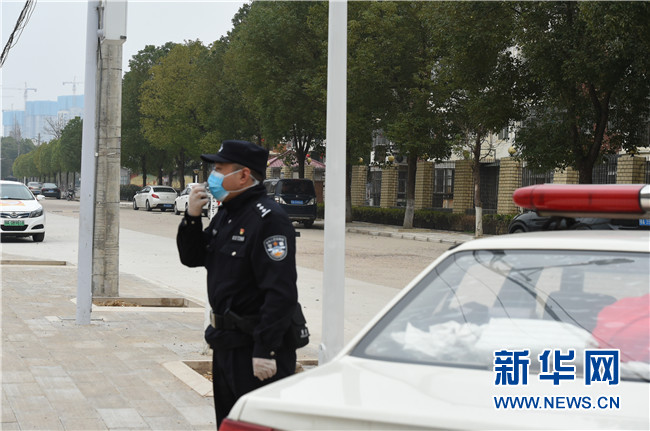 武汉：基层“最美逆行者”搭建为民服务桥梁