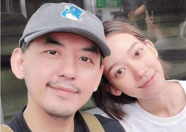 修成正果！黄子佼孟耿如登记结婚 小S曾宝仪大方发文被赞大气