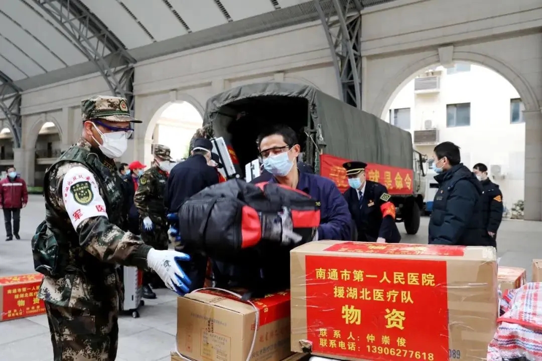 “疫”线战场，他们日夜不停，守护着人民！