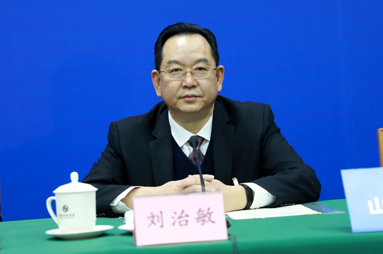 省政府新闻办举行新闻发布会,介绍省十三届人大三次会议筹备情况、组织情况、重要工作安排及改进事项