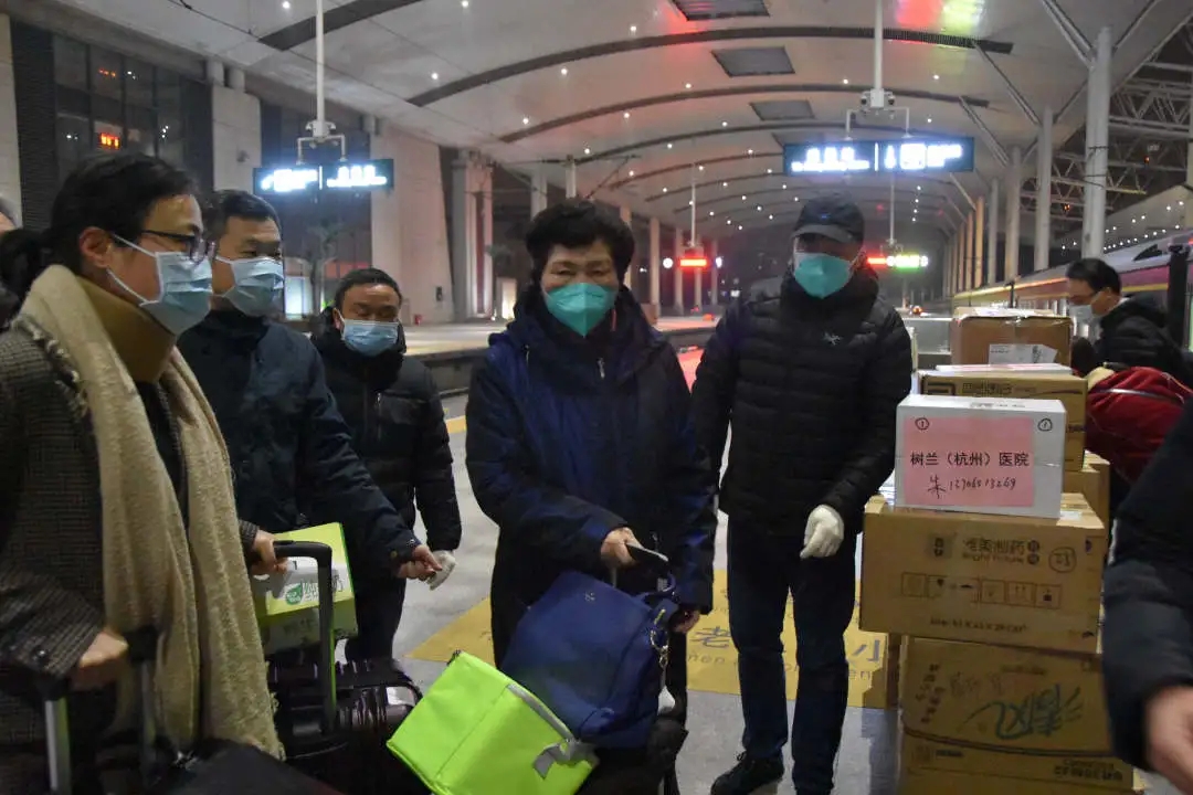 疫情之下的武昌站，有多忙？