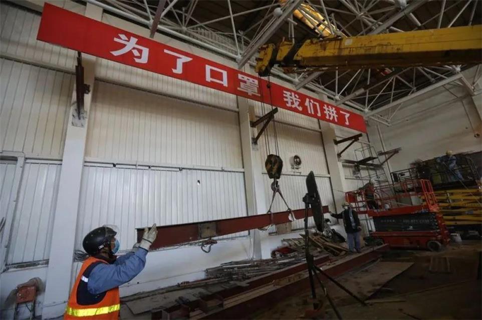 10央企扎堆做口罩 “两桶油”上熔喷布 军工巨头攻关口罩机