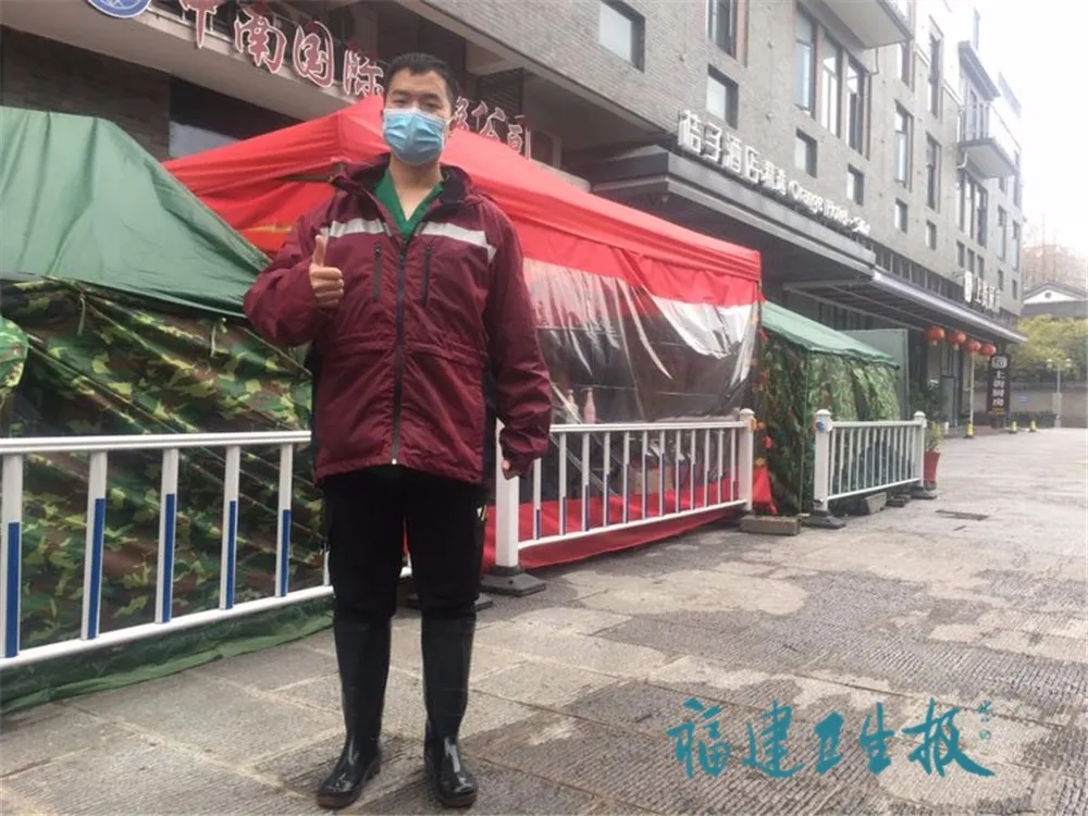 【你有多美】“我想多分担些耗费体力的工作”福建第11批医疗队里的“男护士天团”