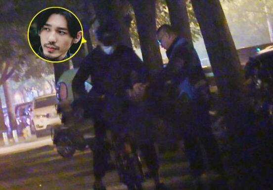 无视禁烟令！白宇被曝室内吸烟上热搜是怎么回事？人设要崩了吗？