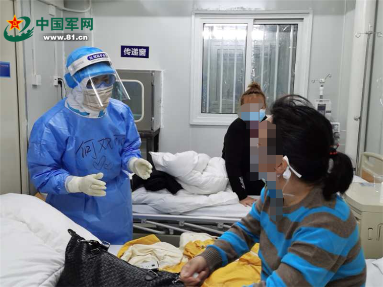 战“疫”“金牌搭档”：一起流泪，一起欢笑！