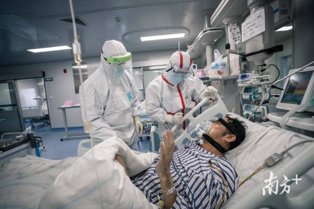 蹲点新冠肺炎重症病房，南方日报推出微纪录片《呼吸》