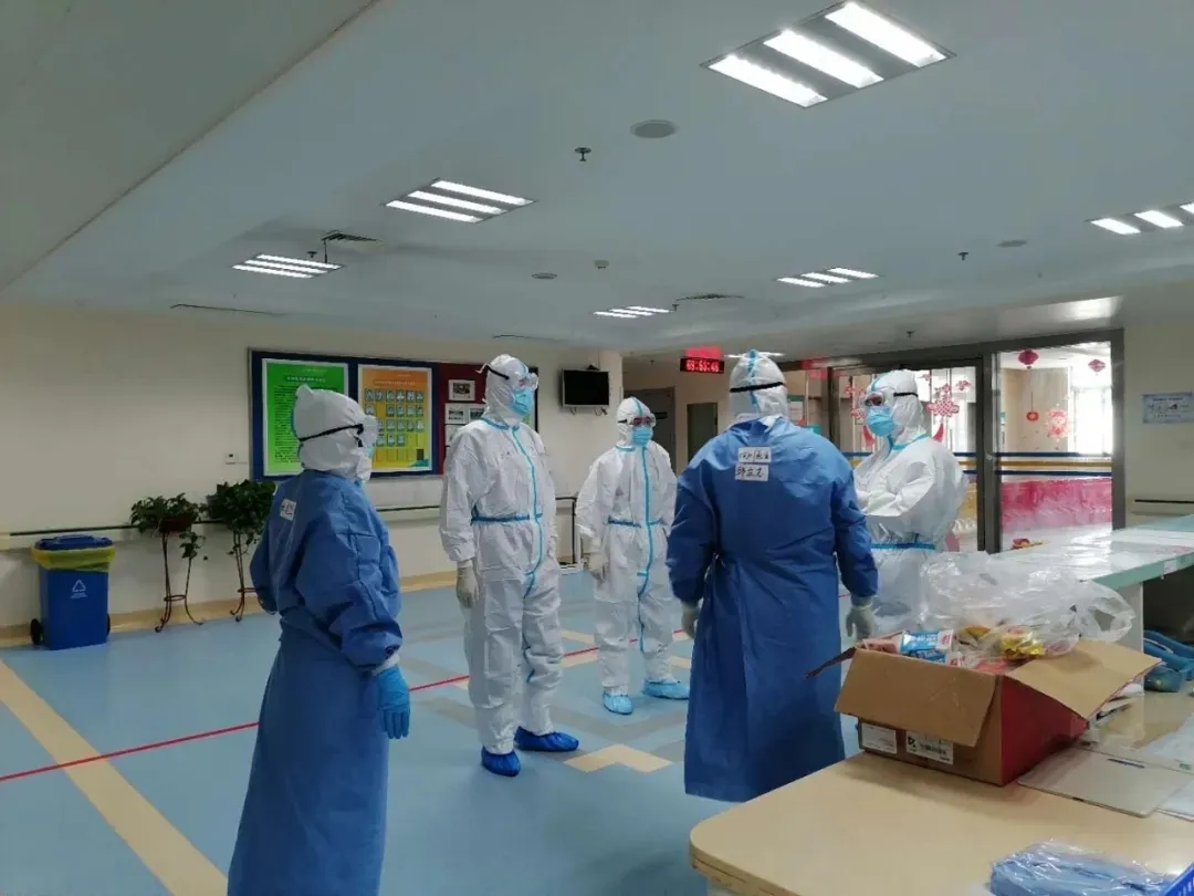 战疫院长访谈录｜成都大学附属医院副院长杨进：我们用专业竭尽所能