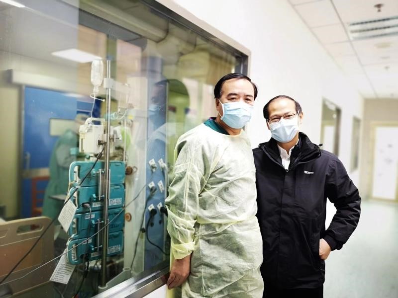 蒋荣猛：工作节奏以分钟计算 重症救治特别依靠团队合作