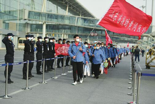 黄冈试卷，“学霸”山东答满分 ！十里相送，望君安好无相忘