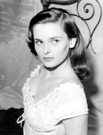 露西娅波塞去世 曾出演《不戴茶花的茶花女》《罗马11时》