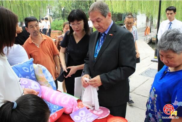 跨越9000公里!他7次来中国6次是到济南!