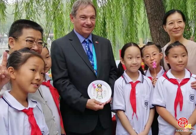 跨越9000公里!他7次来中国6次是到济南!