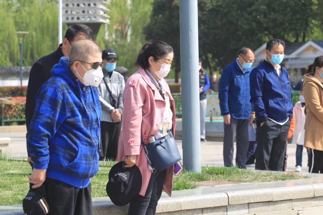 这是10点的山东,这三分钟,让我们再一次想念你们