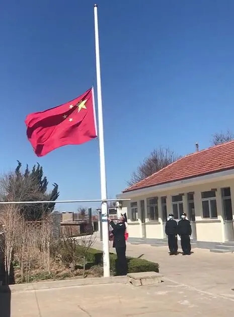 这是10点的山东,这三分钟,让我们再一次想念你们