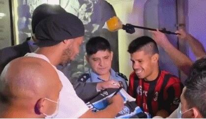 小罗出狱和哥哥在酒店内监视居住 巨星支付了160万美元保证金