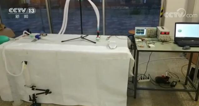 美欧疫情形势依旧严峻 各行各业“大显身手”利用专业技能抗击疫情