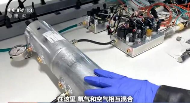 美欧疫情形势依旧严峻 各行各业“大显身手”利用专业技能抗击疫情