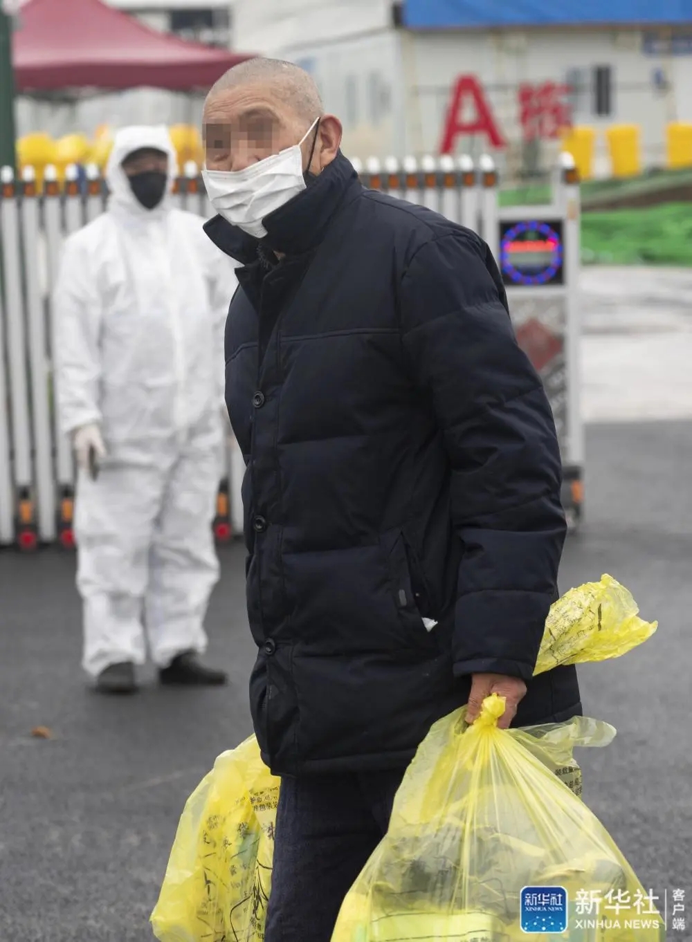 “不放弃每一个生命”——湖北成功治愈3600余名80岁以上新冠肺炎患者