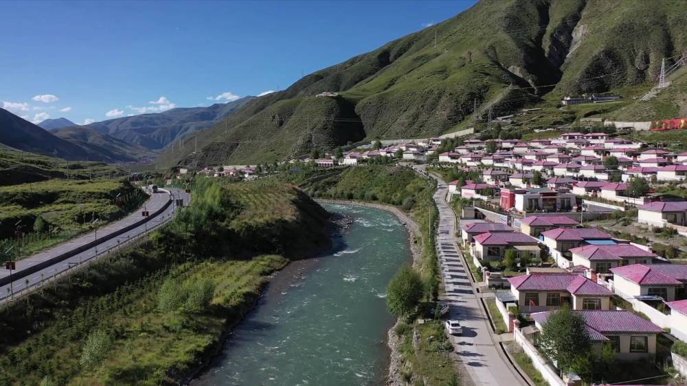 纪念玉树地震10周年纪录片《源在玉树》