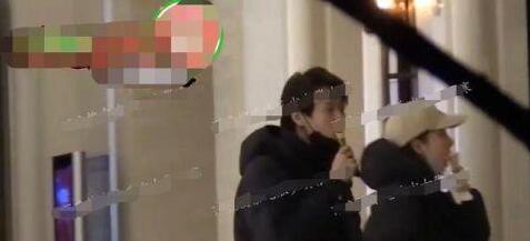 魏大勋恋情曝光后首露面，两人都对恋情不回应是怎么回事？