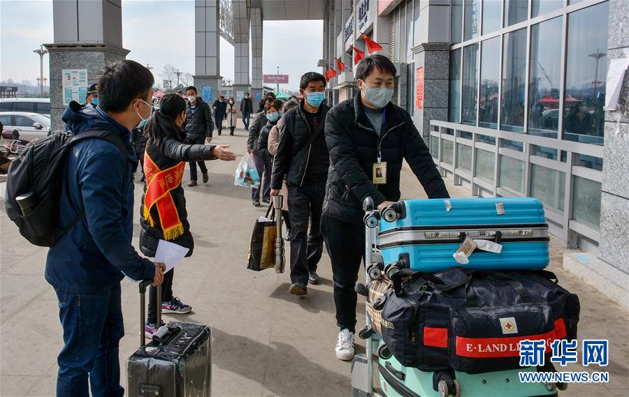 习近平总书记关切事｜让贫困劳动力端稳就业的“饭碗”——各地就业扶贫不松劲巩固脱贫成果