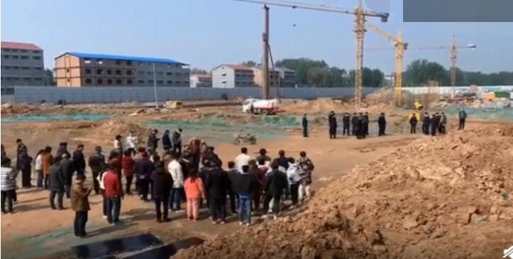 令人痛心!4名儿童土方内身亡 8人被刑拘 具体什么情况?