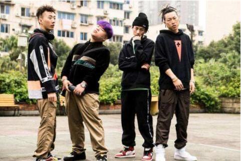 期待！马思唯帮唱袁娅维 “黑马王子”助阵“歌王”之战