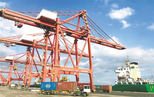 国际中转港航线框架初步形成 