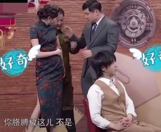 允悲！沈腾和贾玲第一次见到腰是什么情况？贾玲发出灵魂拷问