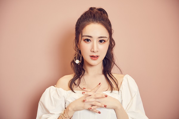 签约淘宝第一主播薇娅 平阴玫瑰牵手全球推荐官