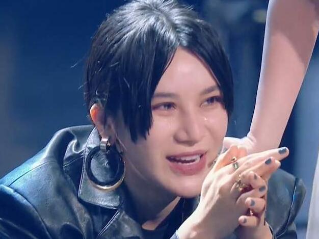 【吃瓜围观】厉娜再谈超女重聚风波 发文公开