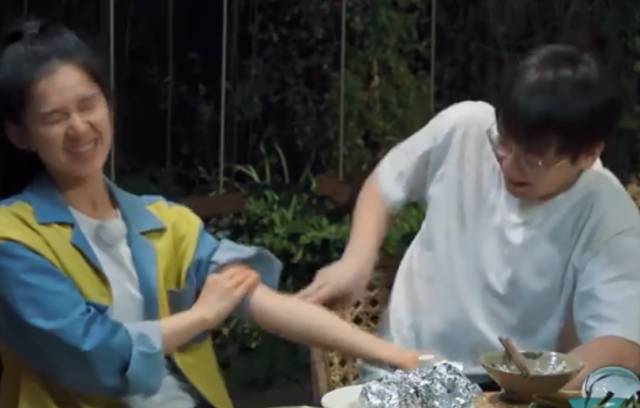 【注孤生】彭昱畅是怎么找到女朋友的 向往的生活打张婧仪毫不客气