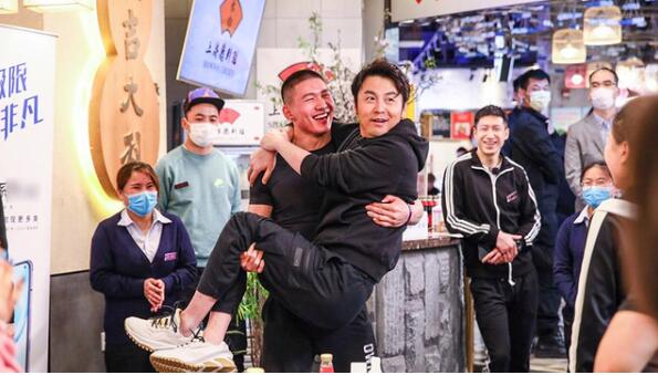 极限挑战开播没了黄磊、罗志祥 雷佳音、岳云鹏、王迅能否挑大梁？